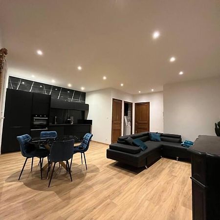 Appartement Haussmannien A 200M Des Halles. Narbonne Buitenkant foto