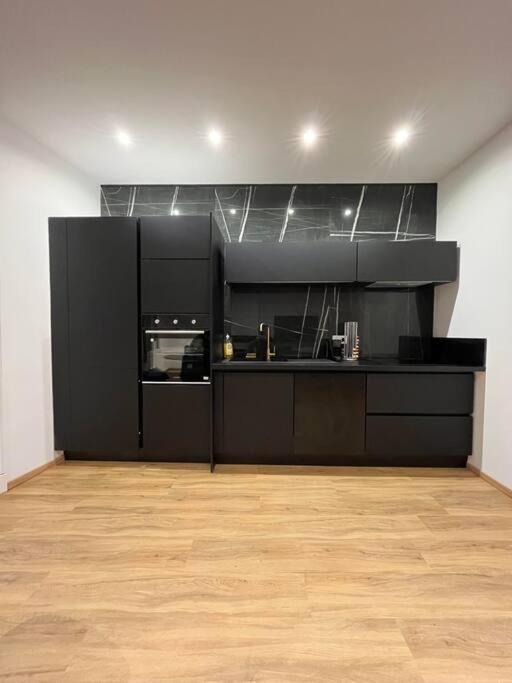 Appartement Haussmannien A 200M Des Halles. Narbonne Buitenkant foto